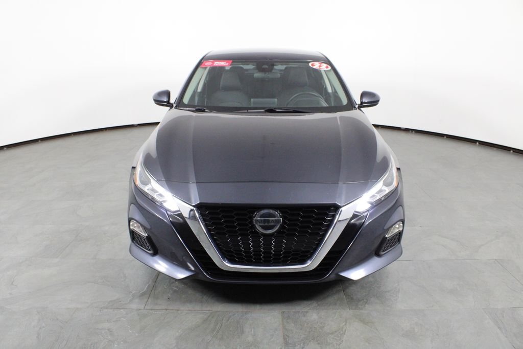Used 2022 Blue Nissan 2.5 SV image 12