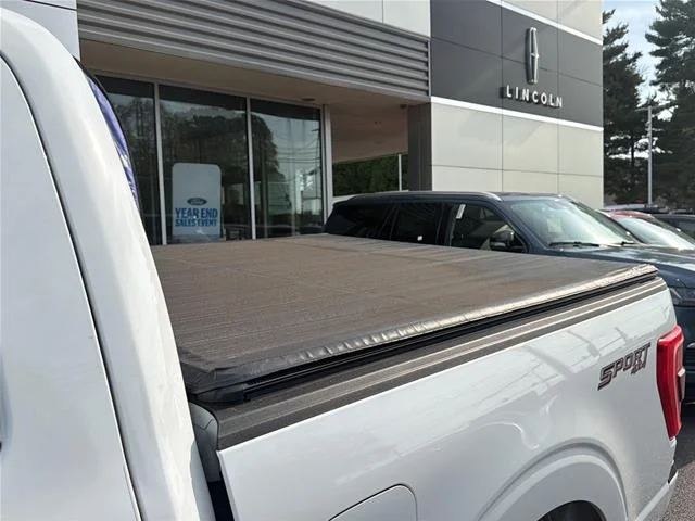 Used 2023  Ford  image 22