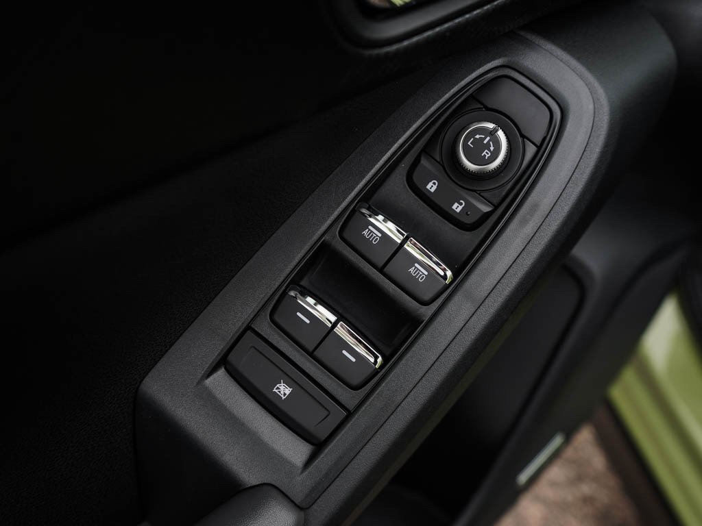 New 2026 CRYSTAL BLACK SILICA Subaru Limited Hybrid image 15