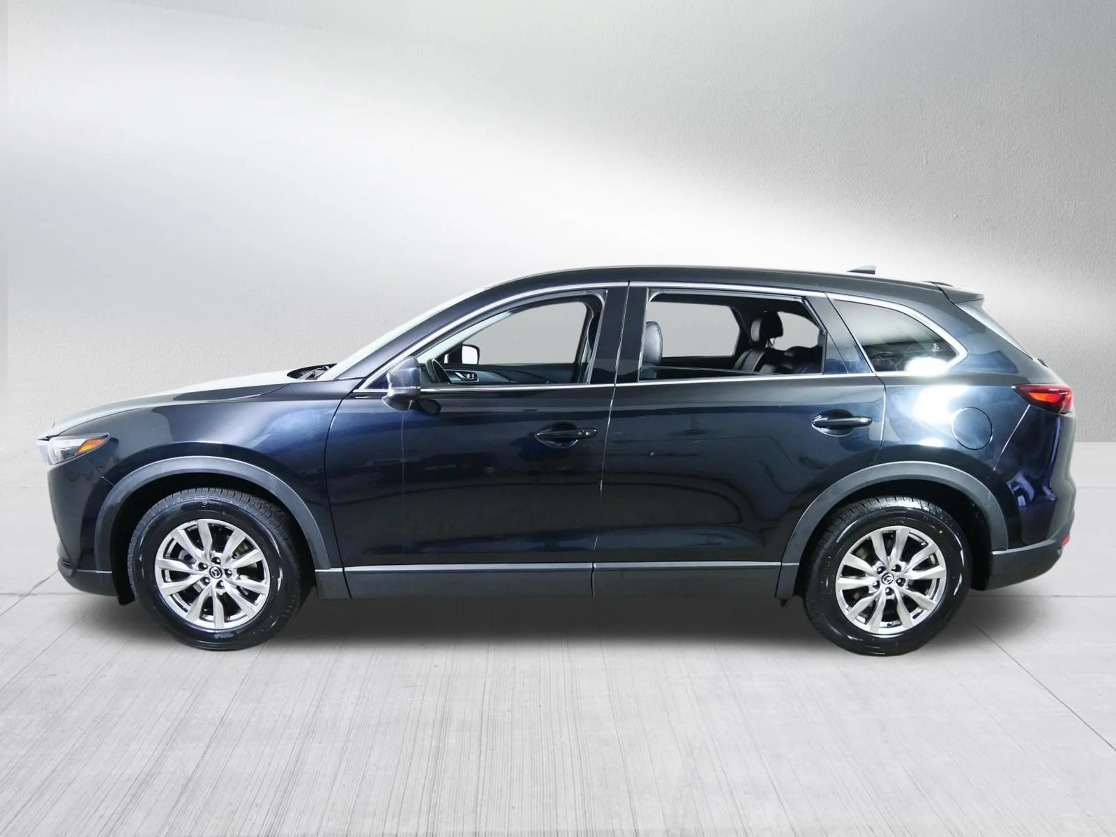 Used 2019 Deep Crystal Blue Mica Mazda Touring image 4