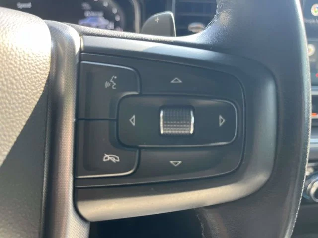 Used 2022 Cayenne Red Tintcoat GMC SLT image 26