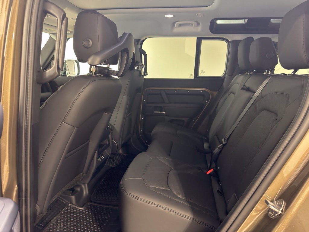 Used 2026 Gondwana Stone Metallic Land Rover S image 22