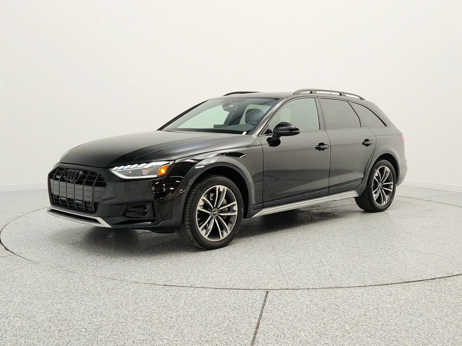 2024 Audi A4 allroad 45 Premium Plus quattro S tronic's photo