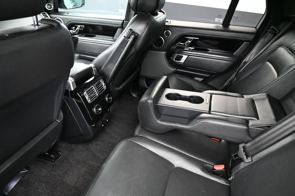 Used 2021 Santorini Black Metallic Land Rover Westminster image 17