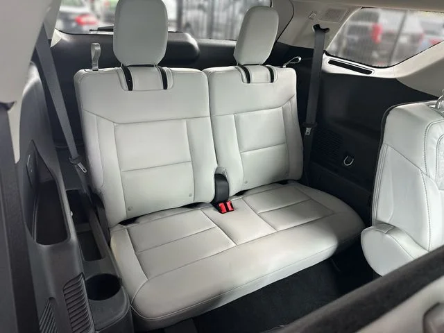 Used 2026 White Ford Platinum image 24