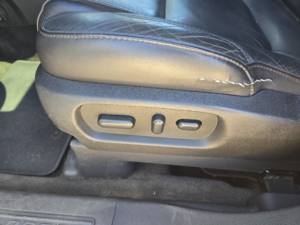 Used 2015 Magnetic Metallic Ford XLT image 15