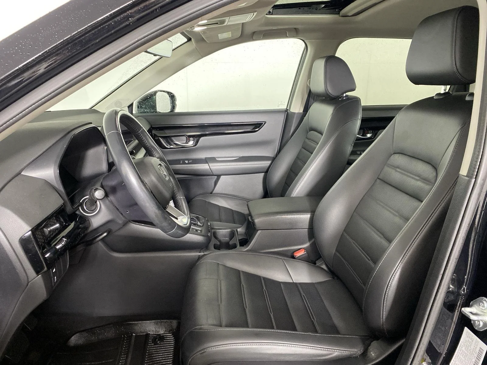 Used 2024  Honda EX-L image 10