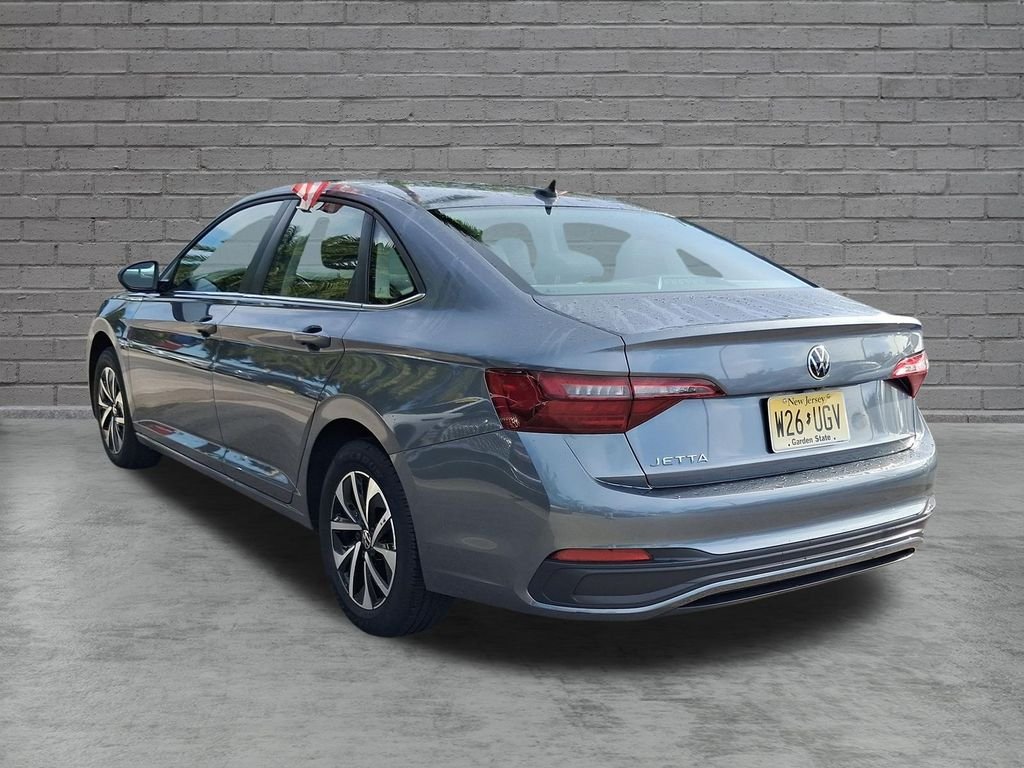 Certified Used 2024 Gray Volkswagen 1.5T S image 5