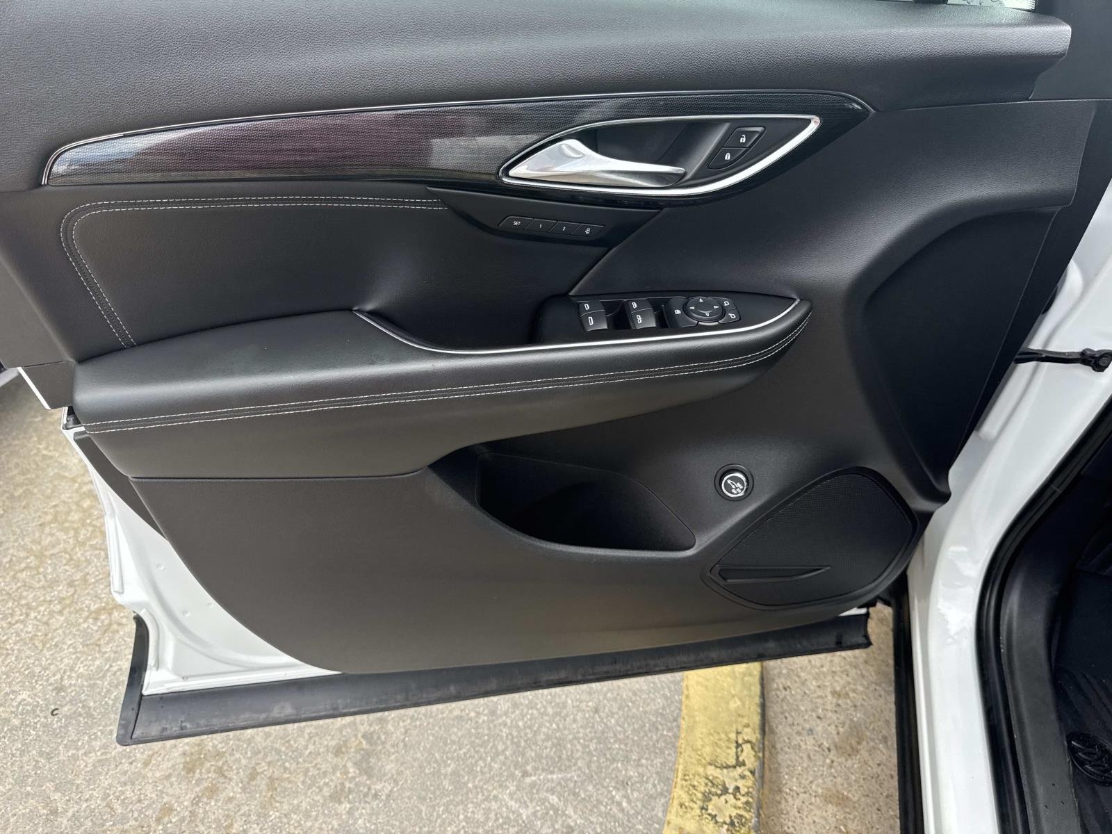 2022 Buick Envision Essence - Photo 18