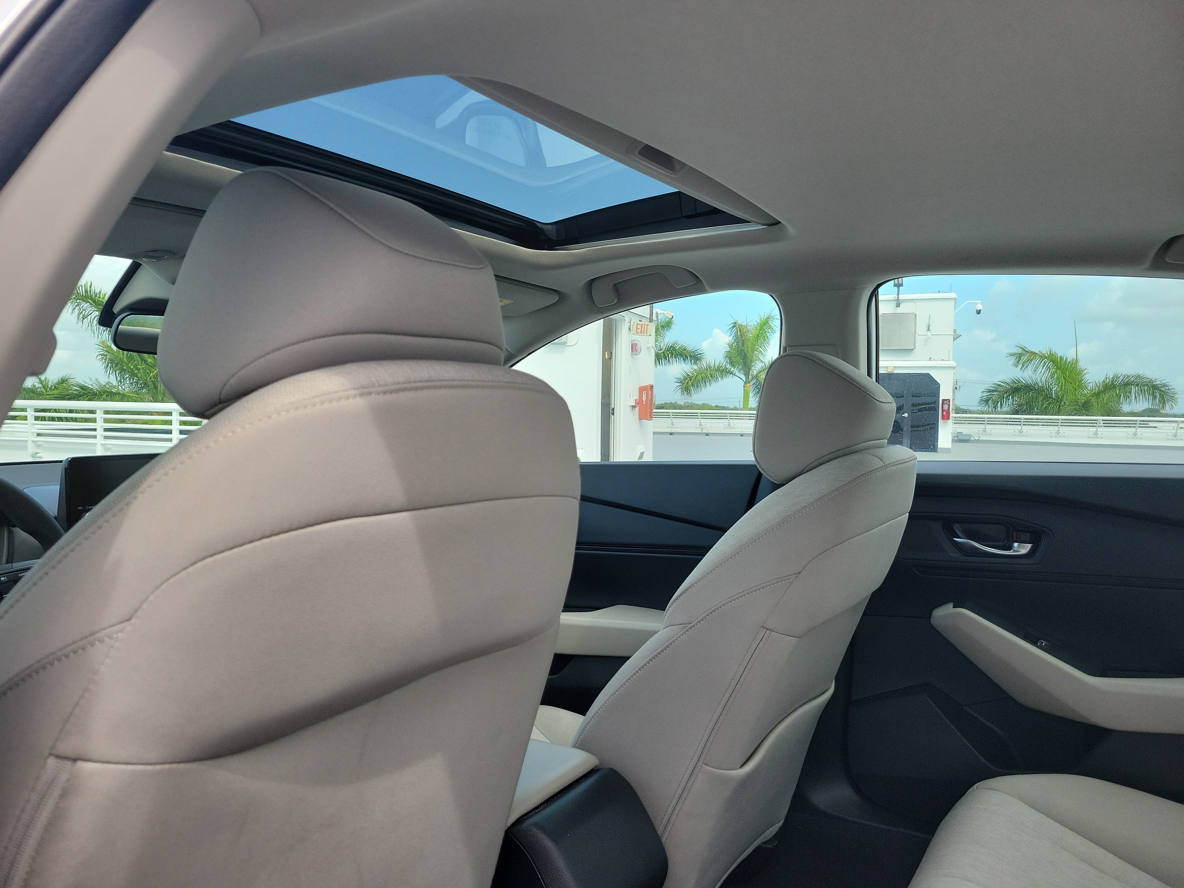 Used 2024 White Honda EX image 13