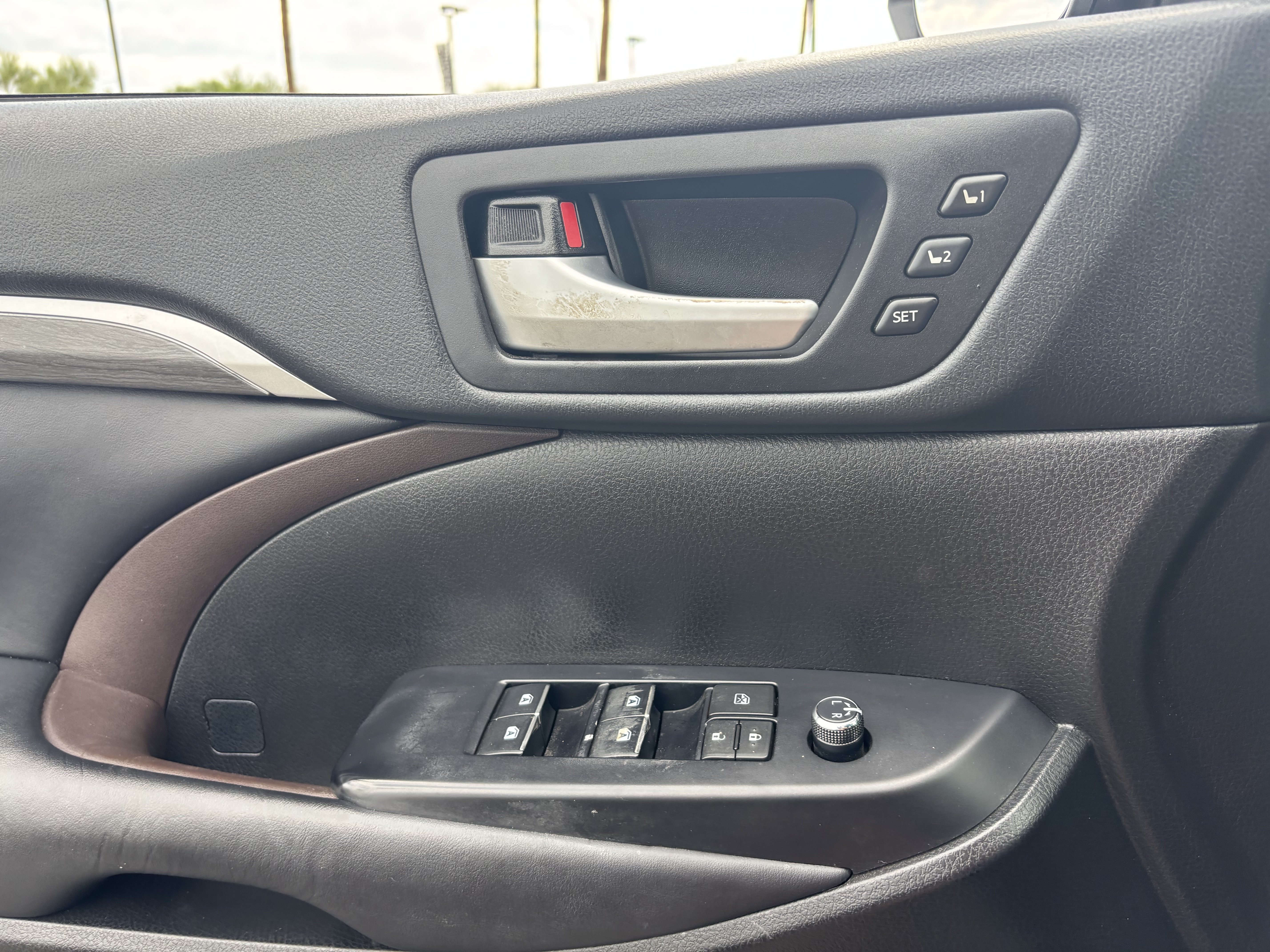Used 2018 Midnight Black Metallic Toyota Limited Platinum image 20