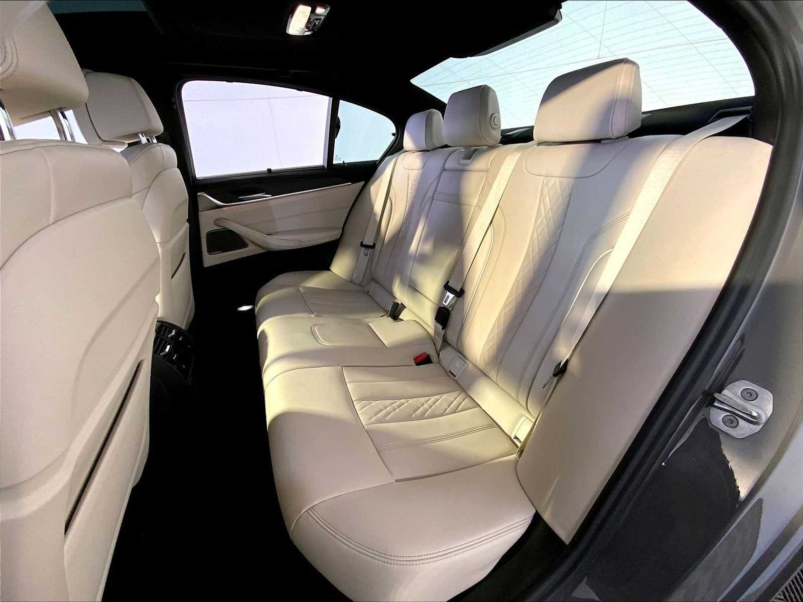 Used 2021 Bernina Grey Amber Effect Metallic BMW 540i xDrive image 24