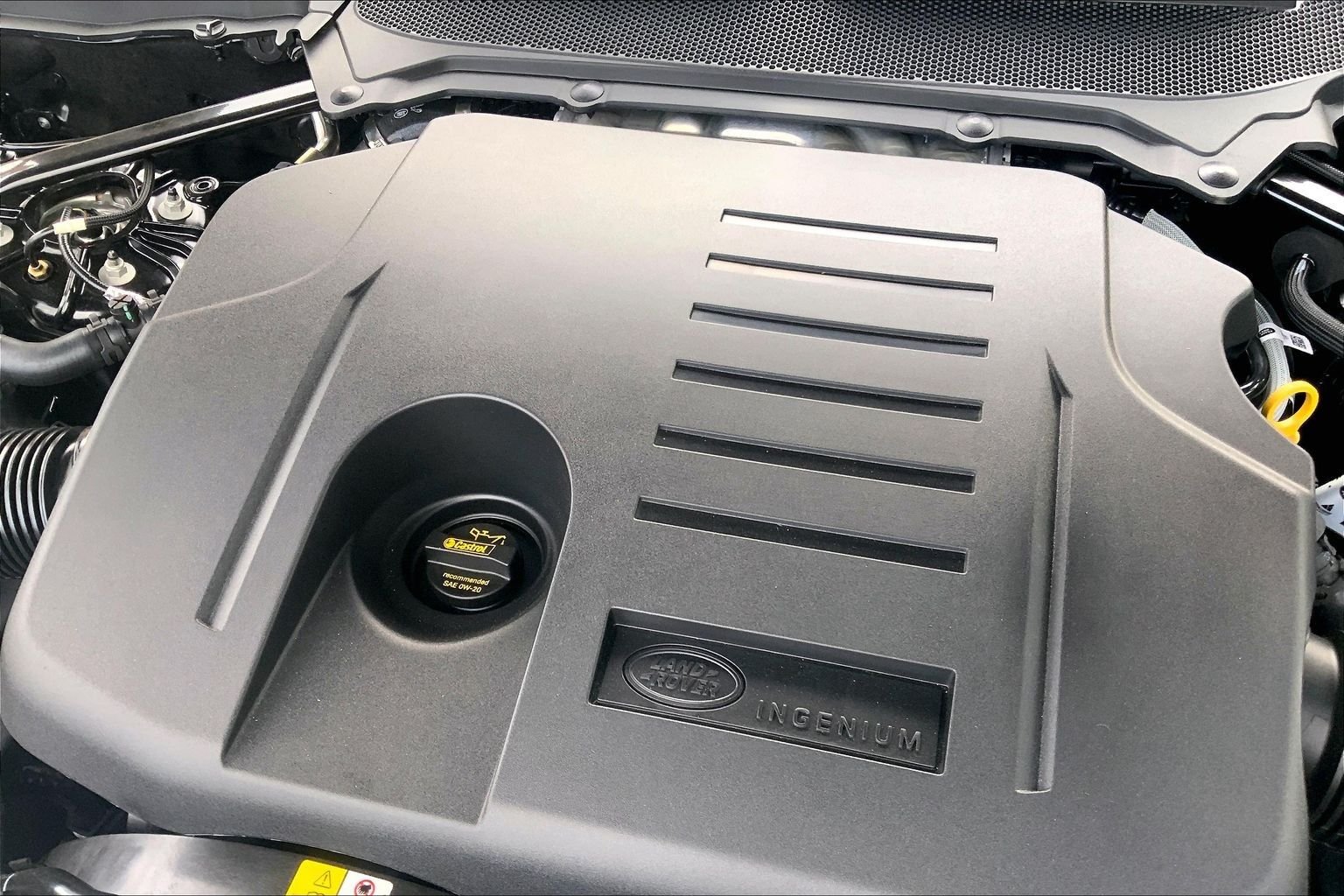 New 2026 Santorini Black Land Rover Gemini Edition image 17