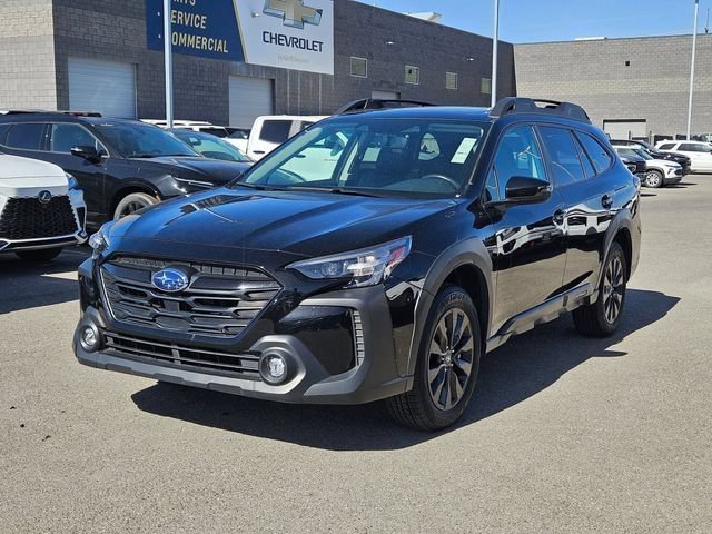 Used 2025 Crystal Black Silica Subaru Onyx Edition image 9