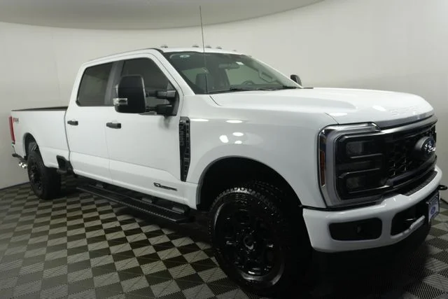 New 2026 Oxford White Ford F-350® XL image 1