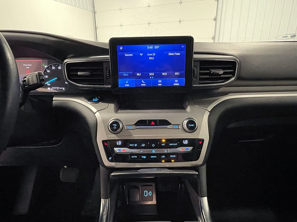 Used 2021 Black Ford XLT image 42