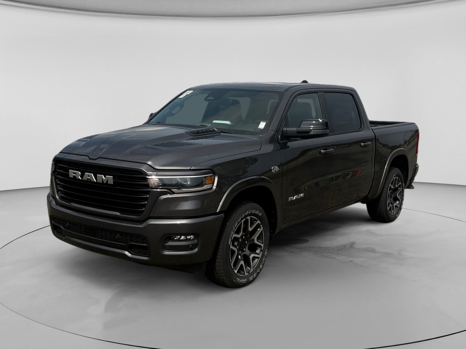 New 2026 Granite Crystal Metallic Clear-Coat Exterior Paint RAM Laramie image 1