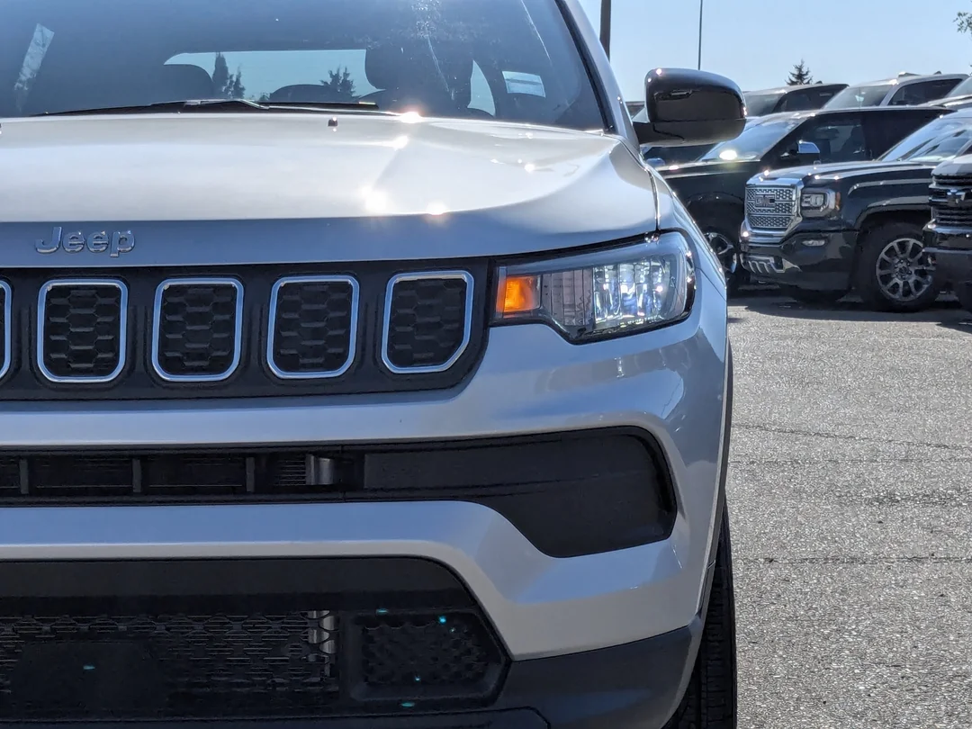 New 2025 Silver Jeep Sport - - 4x4 - Heated Seats - Forward Collision Warning & More! image 10