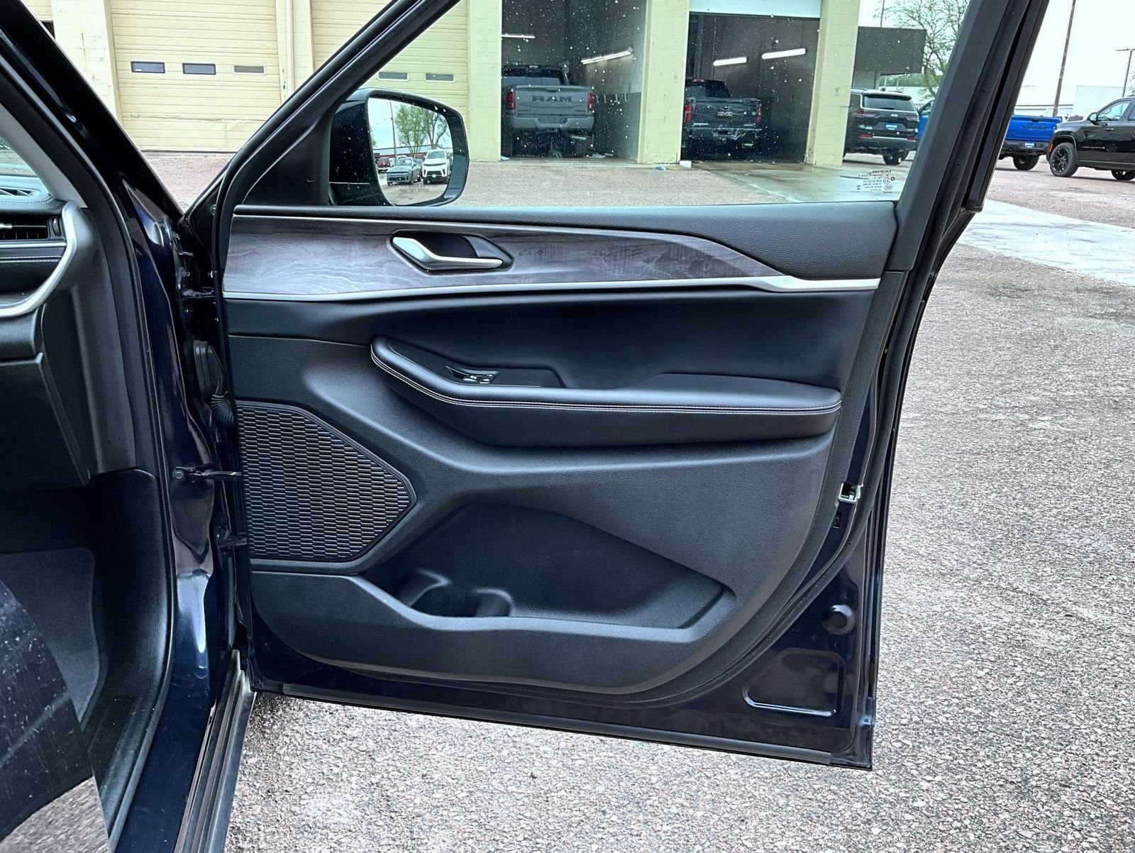 Used 2024 Blue Jeep Limited image 17