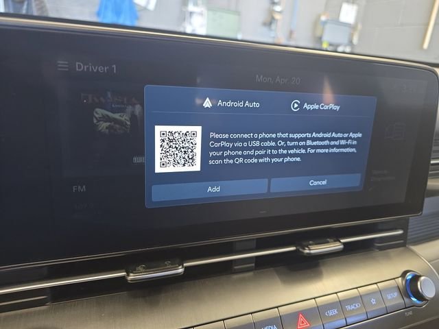Used 2024 Black Hyundai SEL image 24