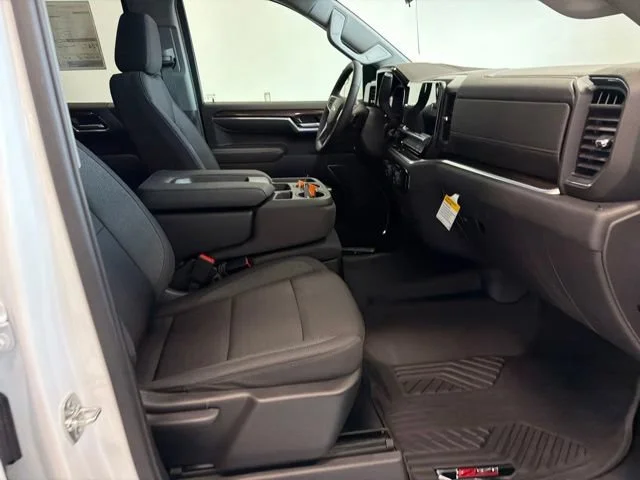 New 2026 Summit White Chevrolet LT image 25