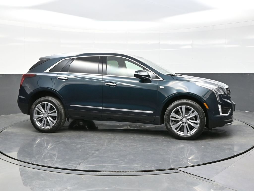 Used 2026 Emerald Lake Metallic Cadillac Premium Luxury image 8