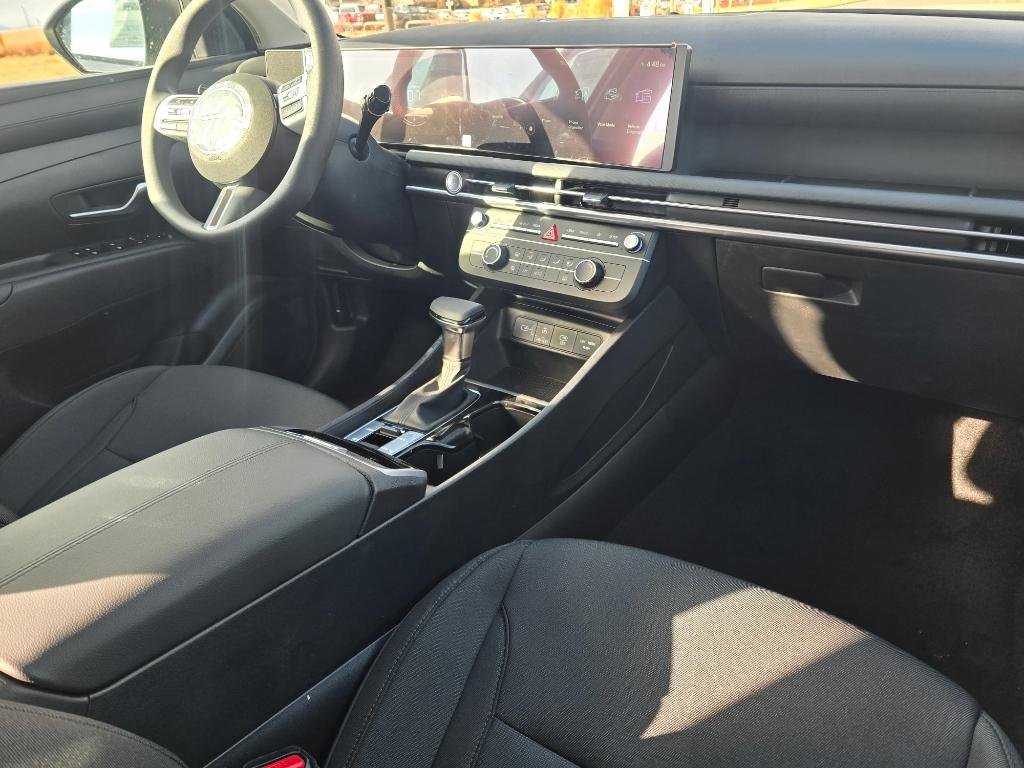 New 2026 Ectronic Gray Hyundai SE AWD image 26