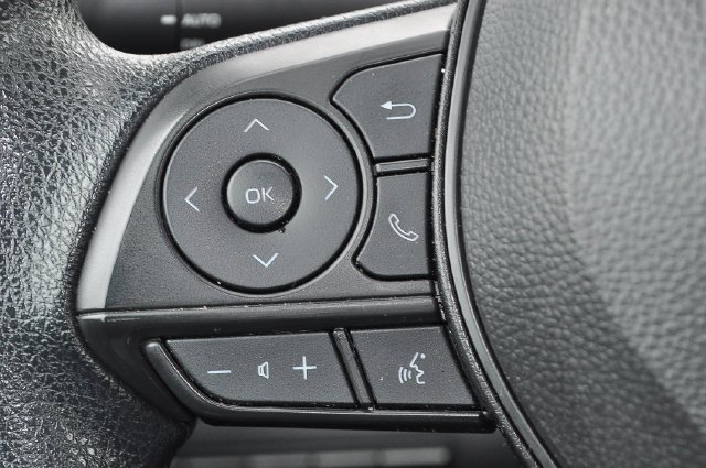 Certified Used 2025  Toyota LE image 30