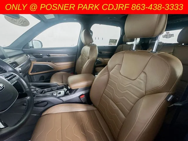 Used 2021 White Kia SX image 21