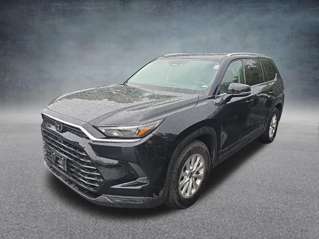 Used 2026 Midnight Black Metallic Toyota XLE image 4