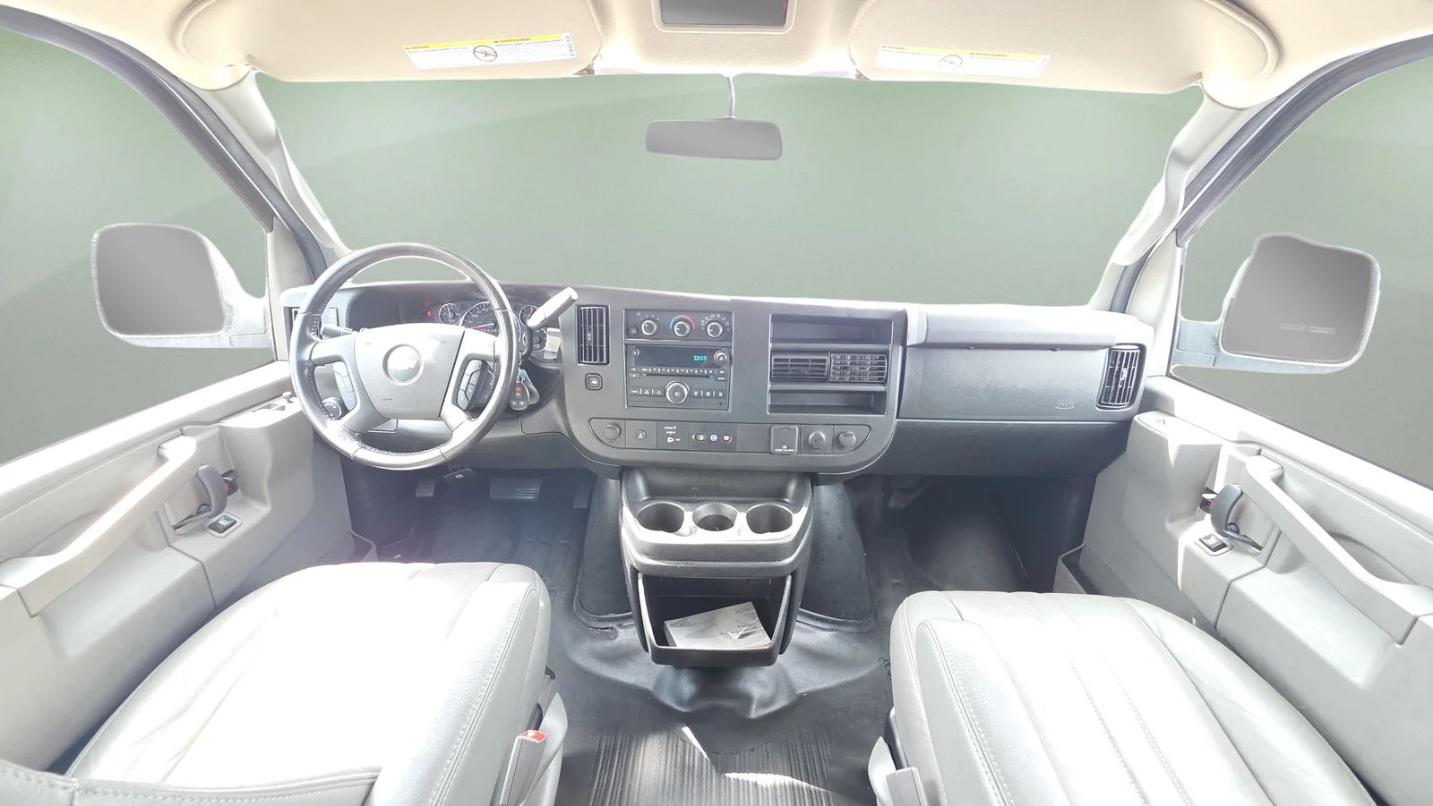 Used 2020 White Chevrolet LS image 9