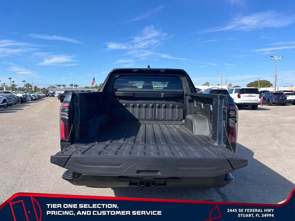 New 2026 Deep Ocean Metallic GMC Elevation Extended Range image 16