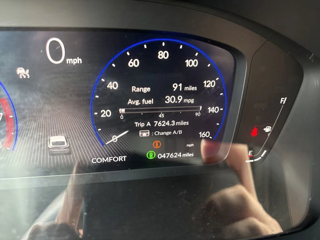 Used 2023 Gray Acura  image 25