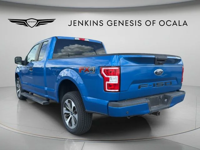 Used 2020 Blue Ford XL image 5