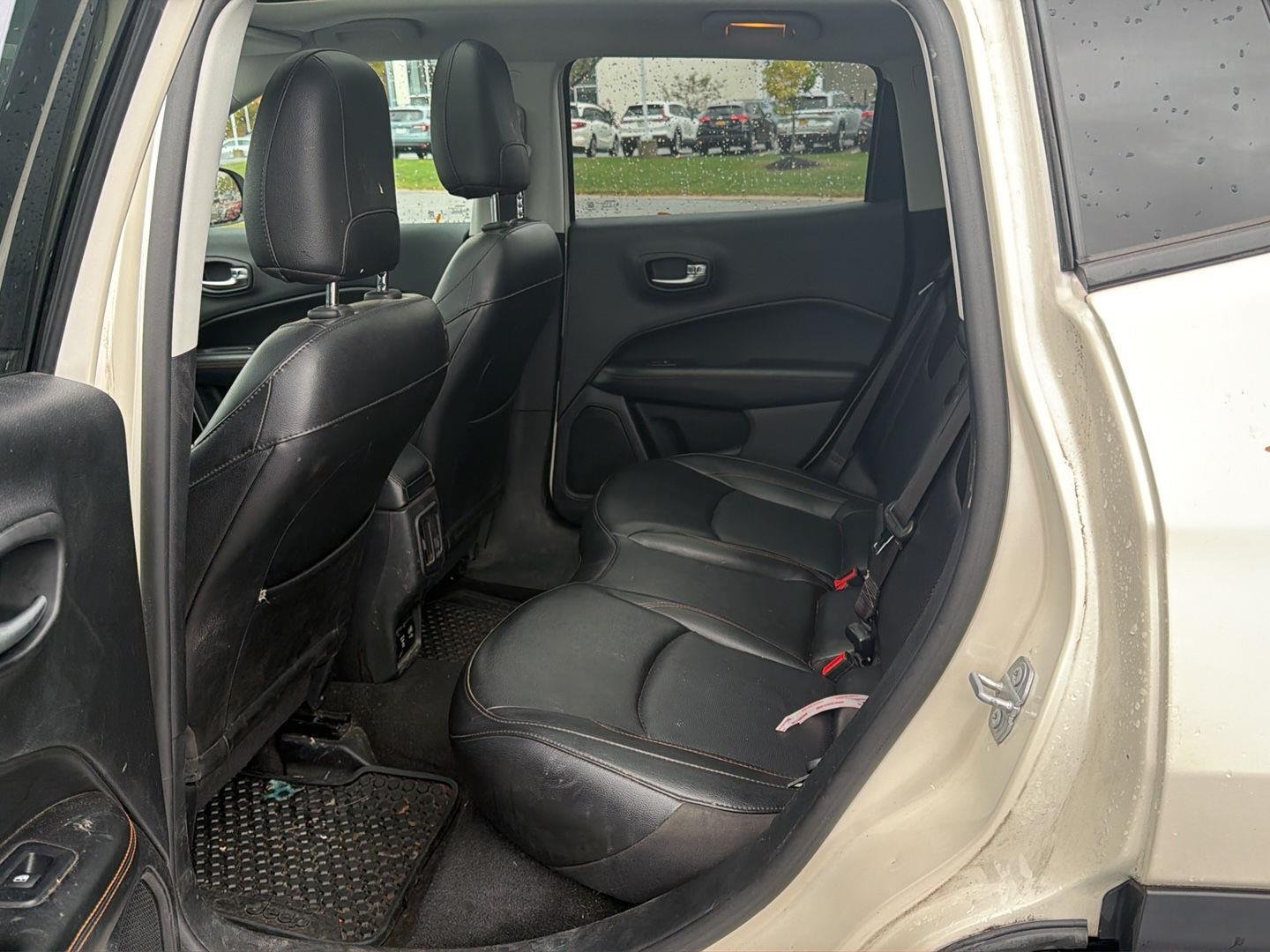 Used 2019 Pearl White Tri-Coat Jeep Limited image 19