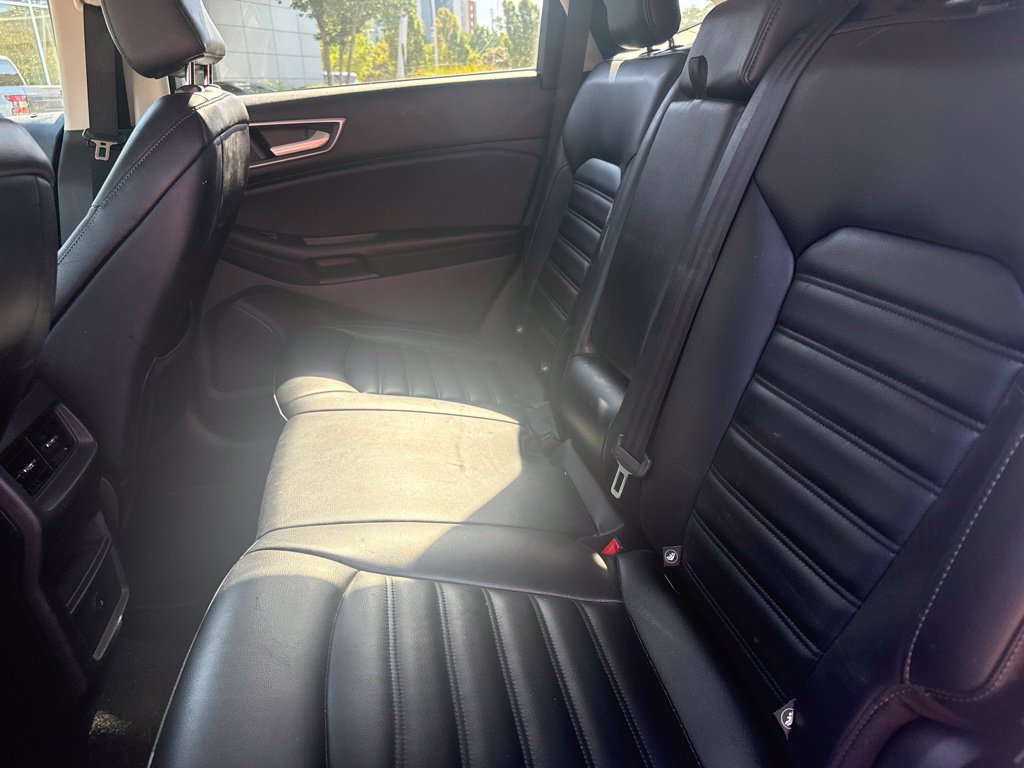 Used 2023 White Ford SEL image 8