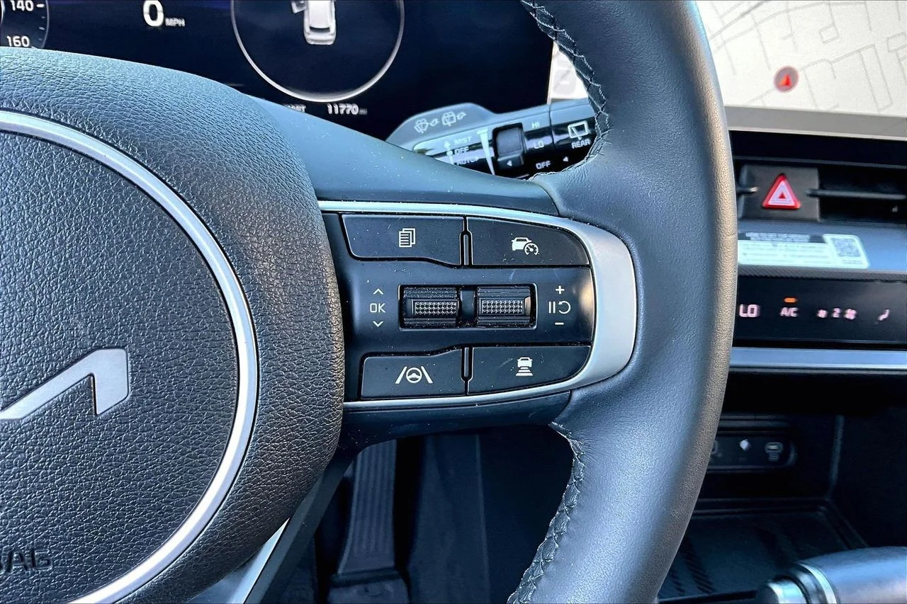 Certified Used 2023 White Kia SX image 30