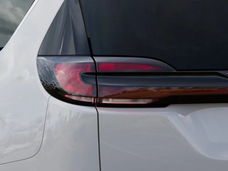 New 2027 Bright White Clear-Coat Exterior Paint Chrysler Select image 11