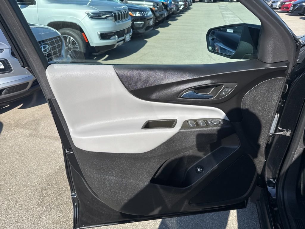 Used 2023 Black Chevrolet LT image 9