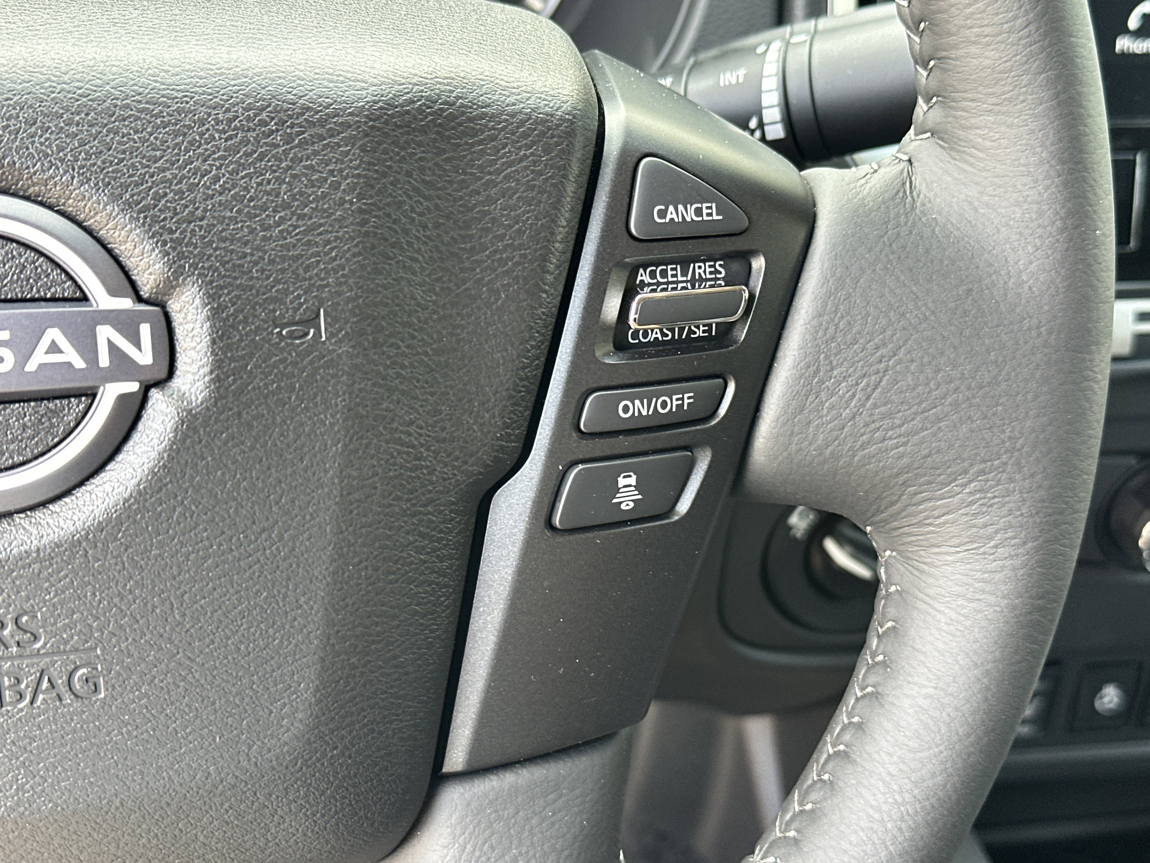 2025 Nissan Frontier SV - Photo 26