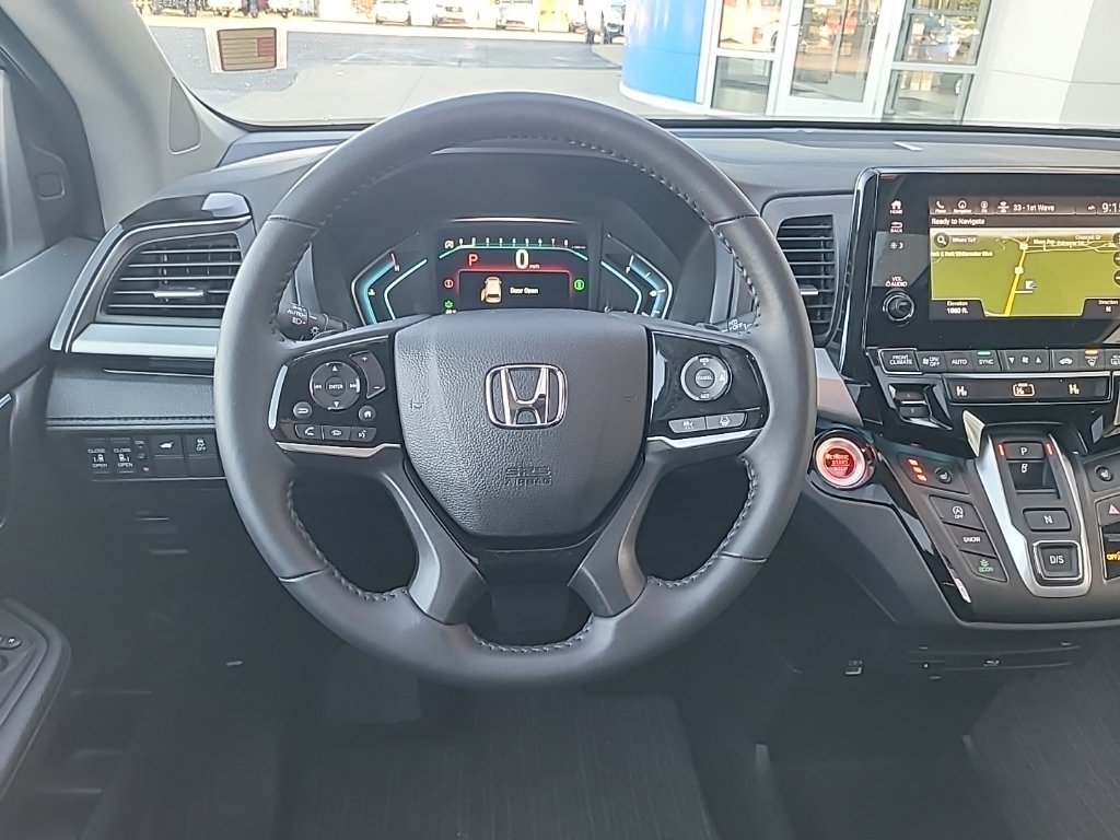 Used 2024 Crystal Black Pearl Honda Touring image 6