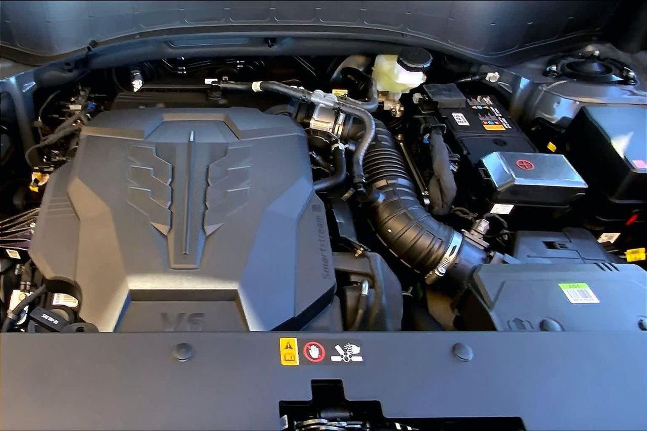 New 2026 Ecotronic Gray Pearl Hyundai Limited AWD image 16