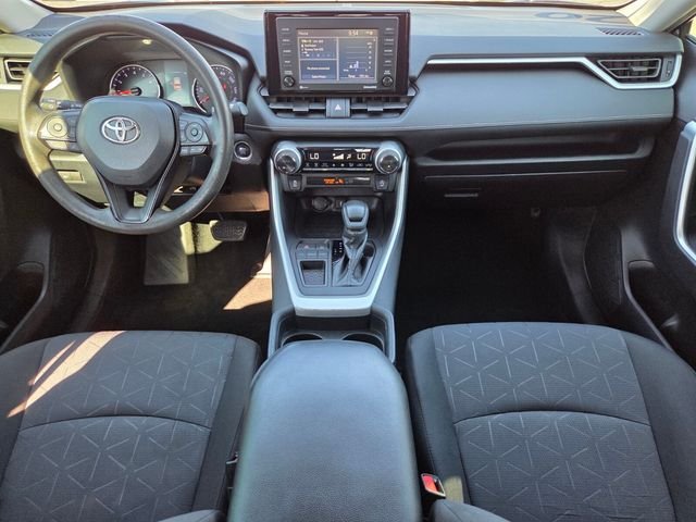 Used 2020  Toyota XLE image 14