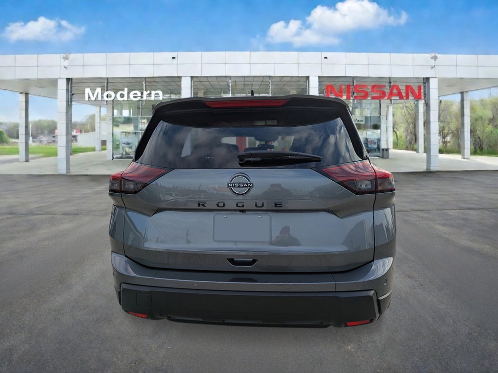 New 2026 Gun Metallic Nissan Dark Armor image 4