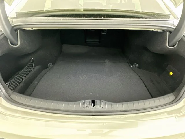New 2027 Genesis G80 2.5T