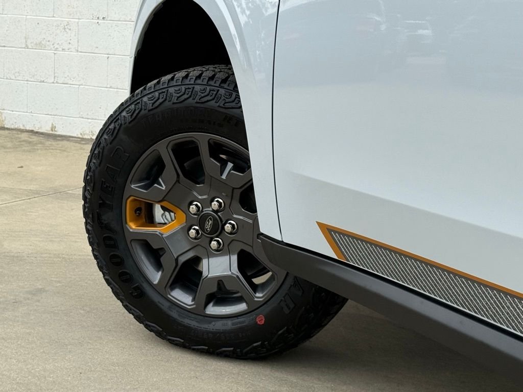 2026 Ford Maverick Tremor - Photo 15