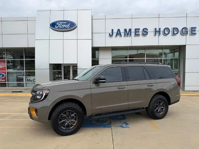 2026 Ford Expedition Tremor 4x4's photo