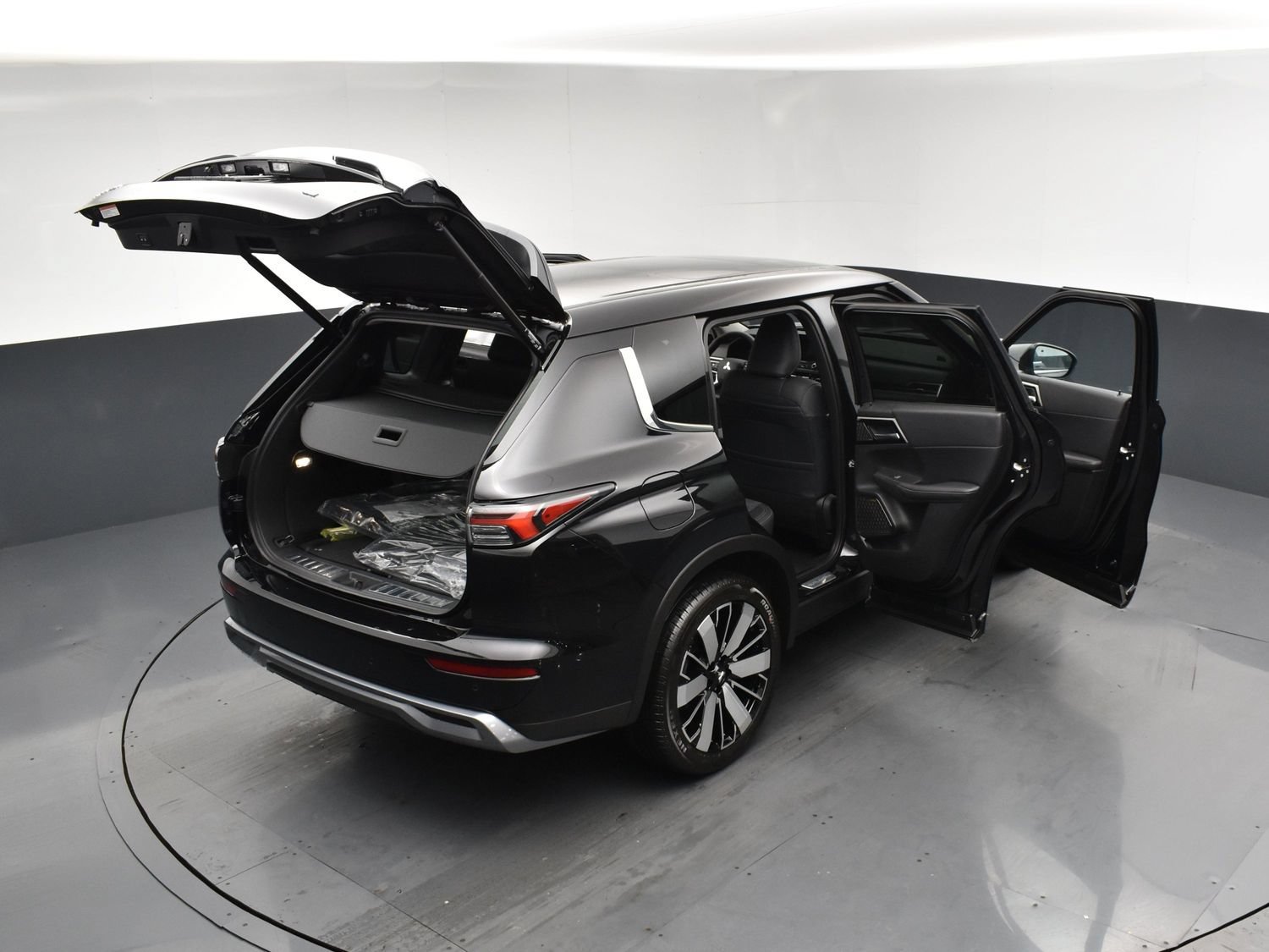New 2026 Black Diamond Mitsubishi SE 1.5T 2WD image 29