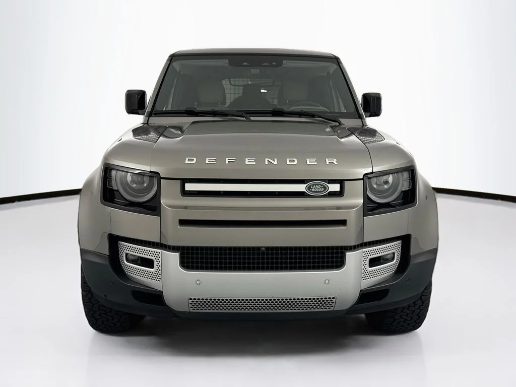 Used 2025 Gray Land Rover S image 2