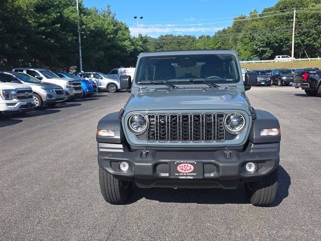 Used 2026 Gray Jeep Sport S image 2